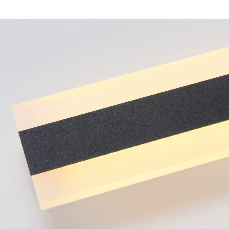 Bloomstone Vertical LED Outdoor Wall Light – Warm Glow Edition